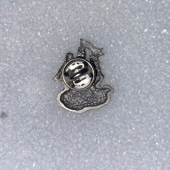Royal Order of Jesters ROJ Vintage 1990 Pewter Ship Whale Billiken Pin - Picture 2 of 2
